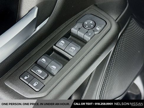 Used 2025 RAM 1500 Big Horn AWD/4WD image 18