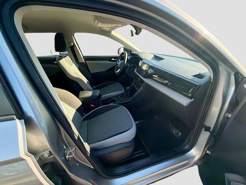 Certified 2023 Volkswagen Taos S image 31