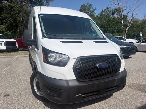 Used 2023 Ford Transit 250 Medium Roof RWD image 5