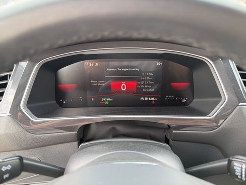 Certified 2024 Volkswagen Tiguan SE R-Line image 19