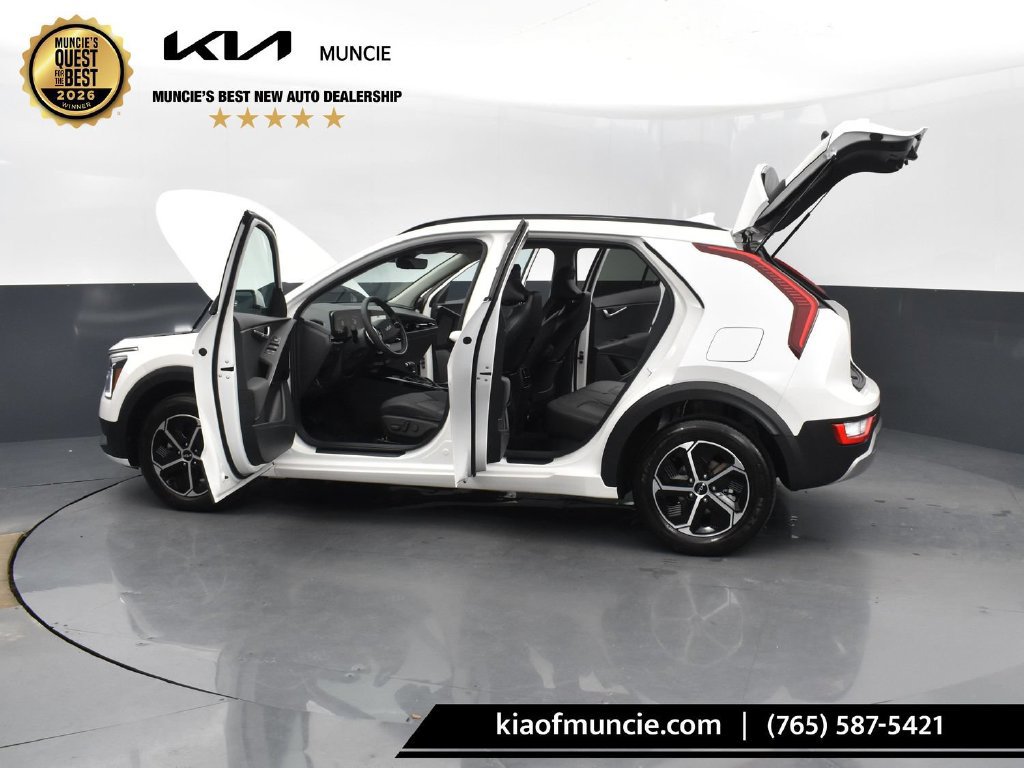 Used 2025 Kia Niro EX FWD image 54
