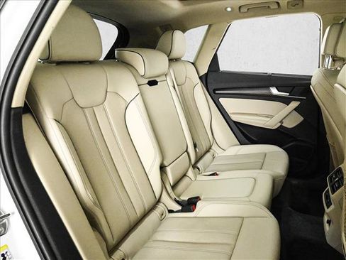 Used 2023 Audi Q5 2.0T Premium Plus w/ Premium Plus Package AWD/4WD image 20