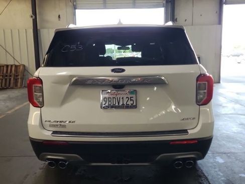 Used 2021 Ford Explorer Platinum w/ Equipment Group 601A image 3