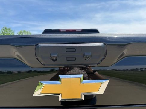 New 2026 Chevrolet Silverado 2500 LTZ w/ LTZ Convenience Package AWD/4WD image 5