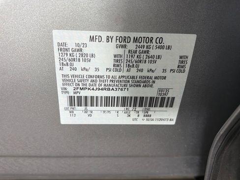 Used 2024 Ford Edge SEL AWD/4WD image 9