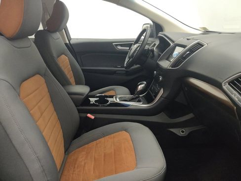 Used 2018 Ford Edge SEL w/ Equipment Group 201A FWD image 21