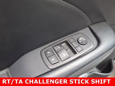 Used 2023 Dodge Challenger R/T Scat Pack w/ T/A Package image 9