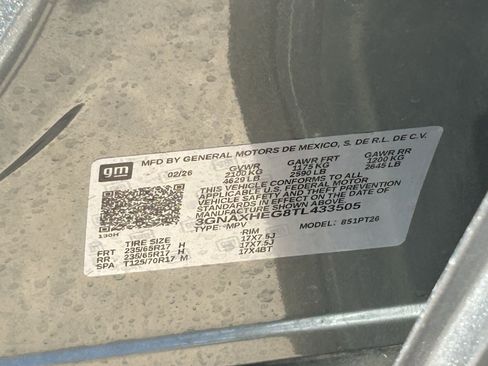 Used 2026 Chevrolet Equinox LT w/ Safety and Technology Package FWD image 21