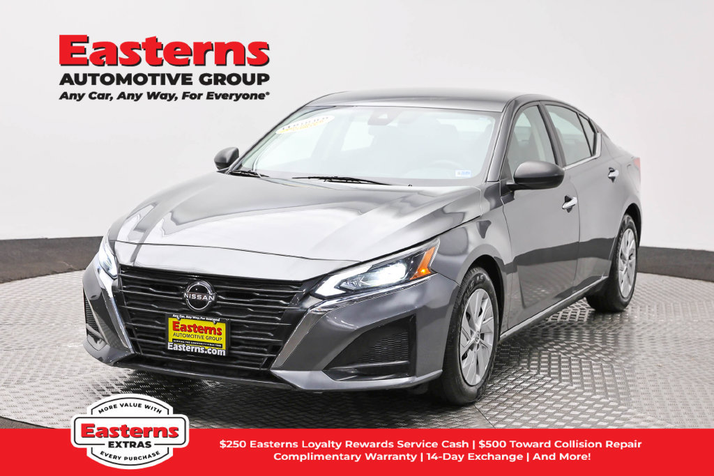 Used 2024 Nissan Altima 2.5 S FWD image 1
