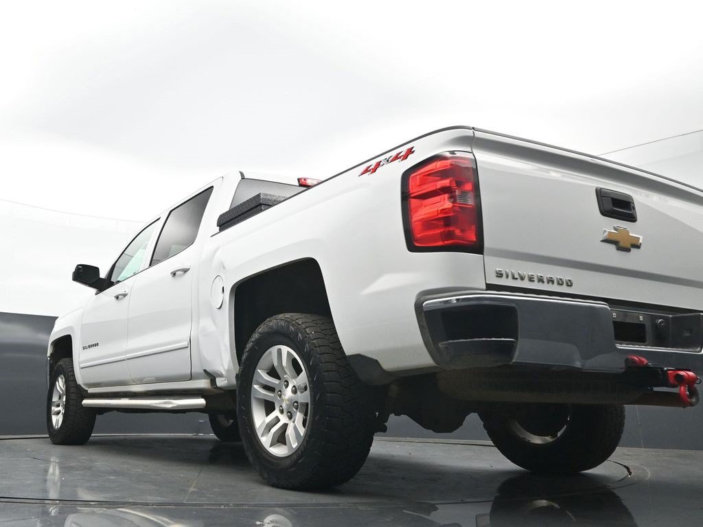 Used 2018 Chevrolet Silverado 1500 LT w/ All Star Edition AWD/4WD image 39