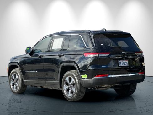 Used 2022 Jeep Grand Cherokee Limited 4xe w/ Luxury Tech Group II AWD/4WD image 6