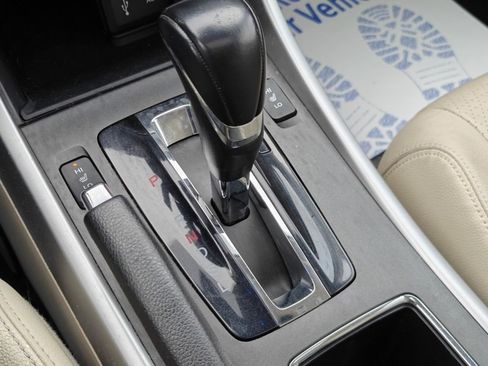 Used 2015 Honda Accord EX-L image 30