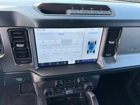 Used 2022 Ford Bronco Outer Banks AWD/4WD image 21