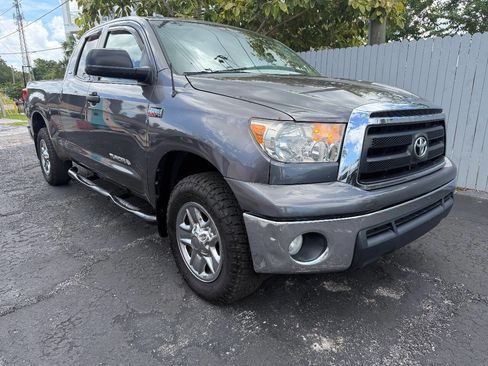 Used 2012 Toyota Tundra 4x4 Double Cab w/ SR5 Pkg image 1