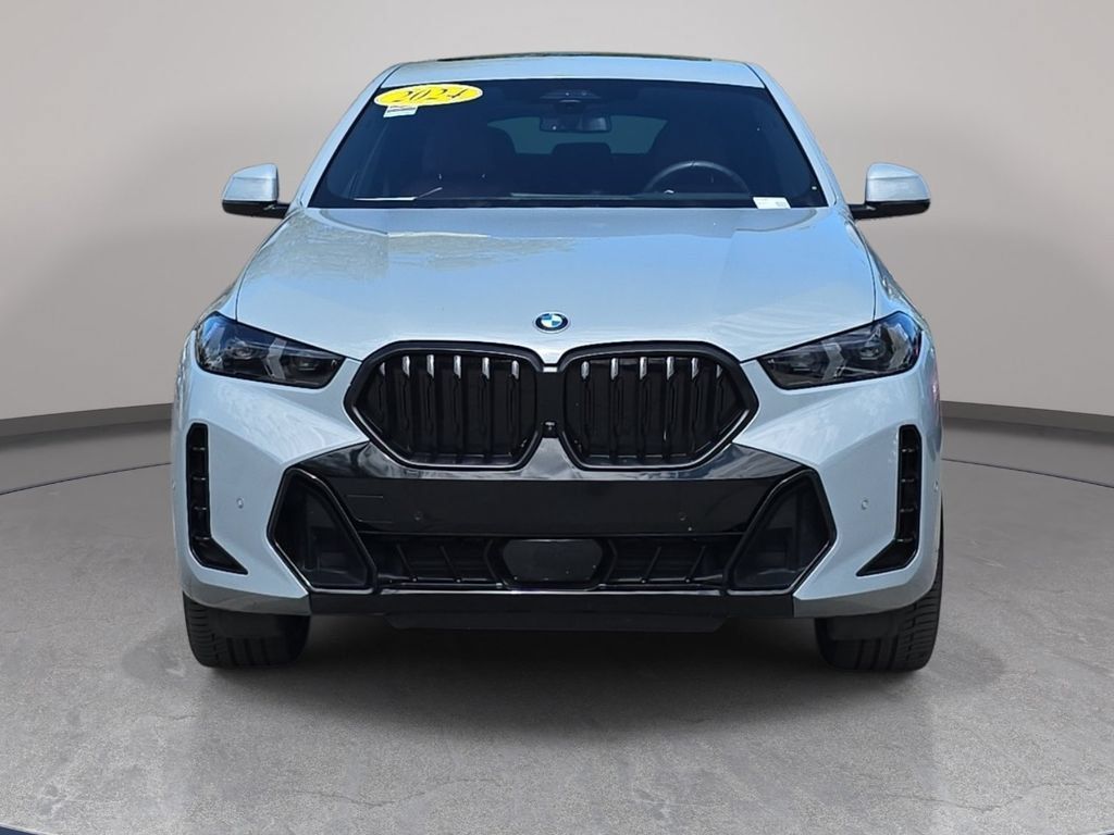 Used 2024 BMW X6 xDrive40i w/ Executive Package AWD/4WD image 3