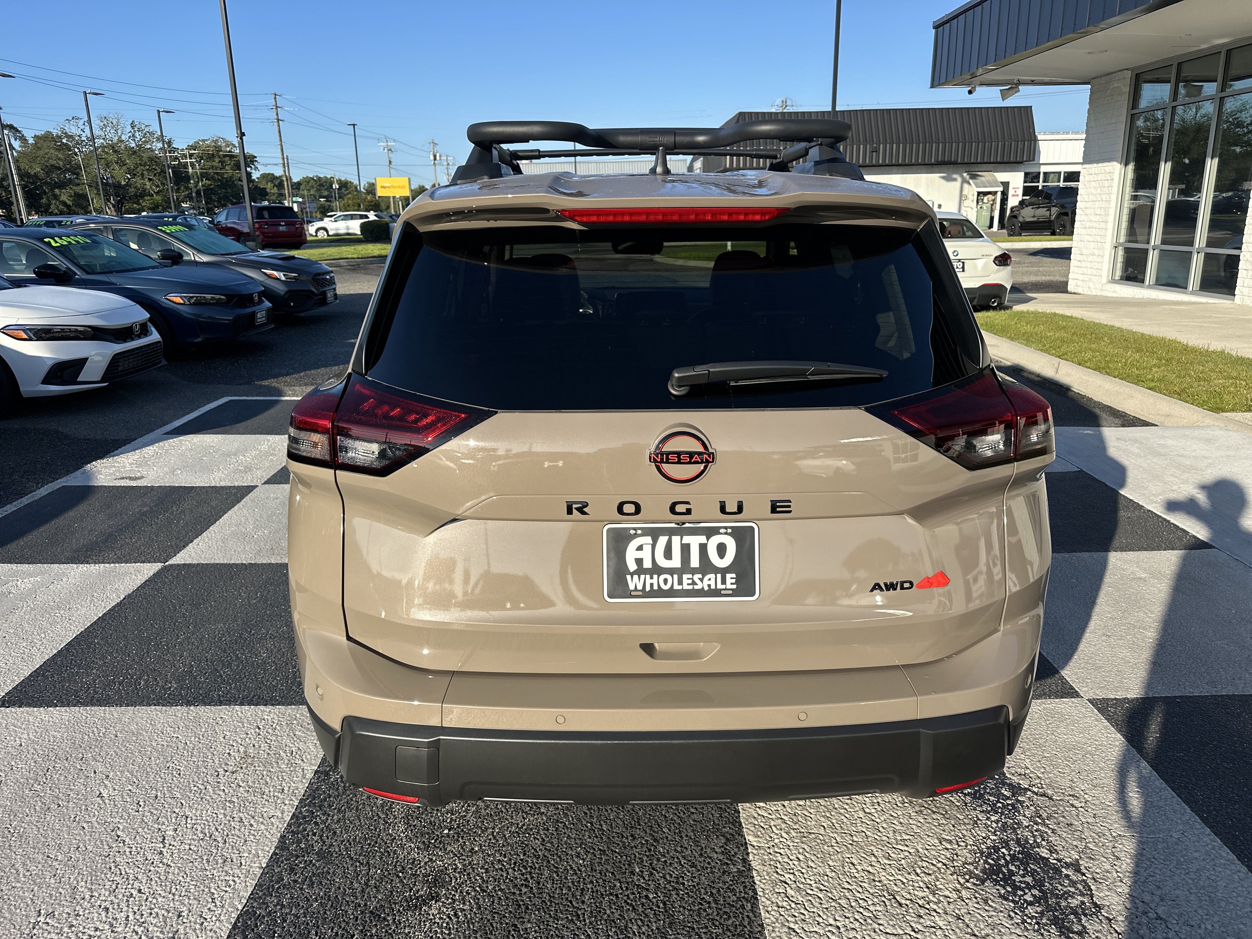 Used 2026 Nissan Rogue SV AWD/4WD image 4