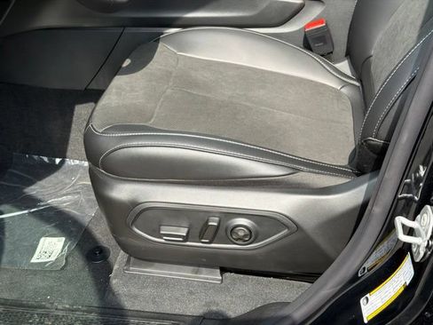 New 2026 Jeep Grand Cherokee Altitude AWD/4WD image 13