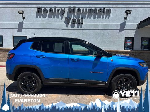 Used 2023 Jeep Compass Trailhawk w/ Trailer Tow Group AWD/4WD image 6