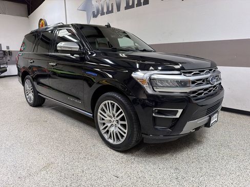 Used 2023 Ford Expedition Platinum AWD/4WD image 31