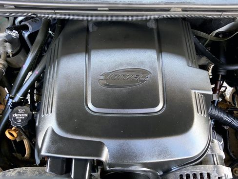 Used 2013 Chevrolet Tahoe LT RWD image 32