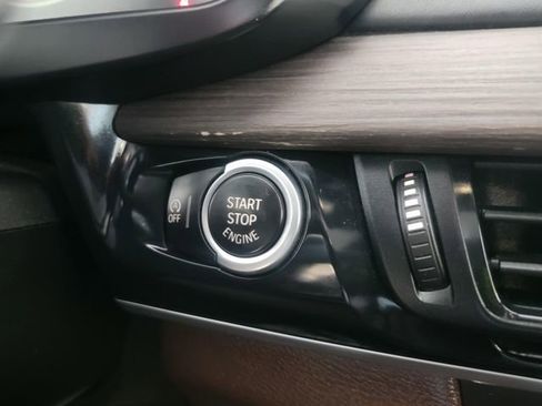 Used 2015 BMW X5 xDrive35i AWD/4WD image 29