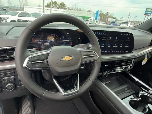 New 2026 Chevrolet Suburban Premier w/ Sun And Tow Package image 19