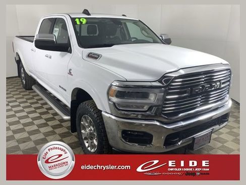 Used 2019 RAM 2500 Laramie AWD/4WD image 1