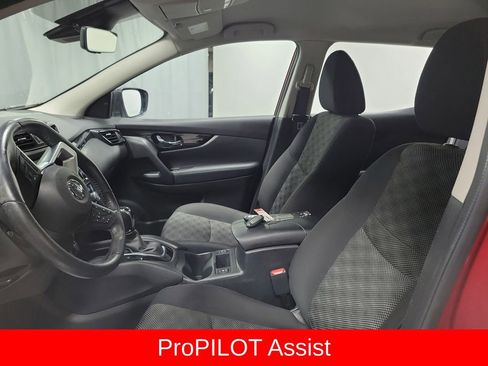 Used 2019 Nissan Rogue Sport SV w/ Technology Package AWD/4WD image 13