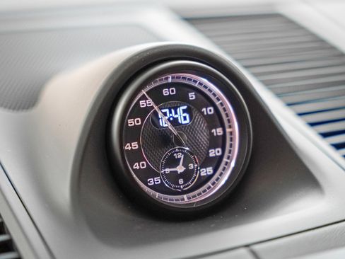 New 2026 Porsche Macan S image 25