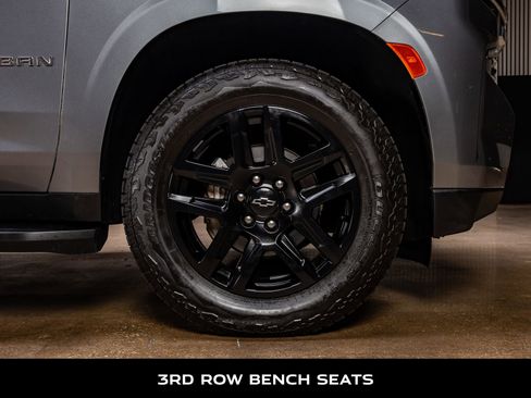 Used 2021 Chevrolet Suburban LT AWD/4WD image 11