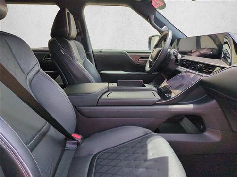 Used 2025 INFINITI QX80 Autograph AWD/4WD image 22