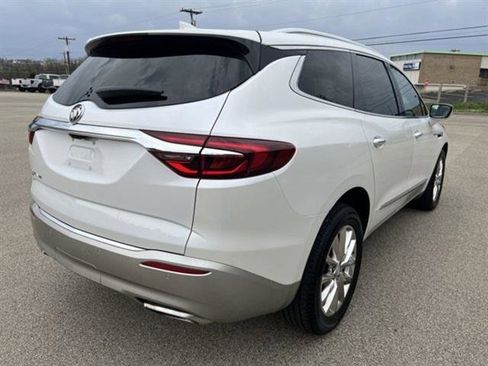 Used 2021 Buick Enclave Premium w/ Surround and Sites Package image 4
