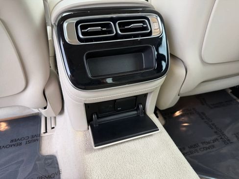 Certified 2022 Mercedes-Benz S 580 4MATIC Sedan w/ Warmth And Comfort Package image 16