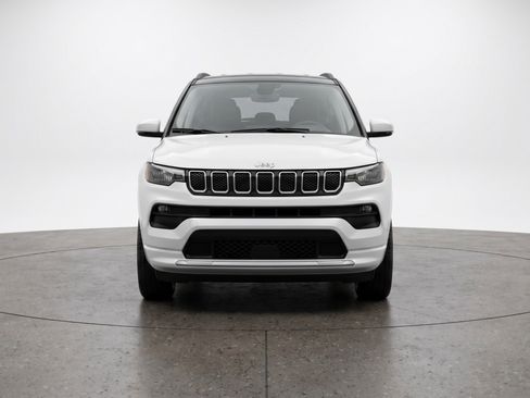 Used 2025 Jeep Compass Limited image 2