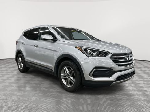 Used 2018 Hyundai Santa Fe Sport image 3