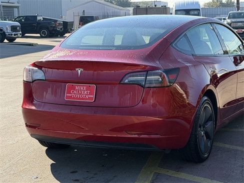 Used 2023 Tesla Model 3 Standard Range image 7