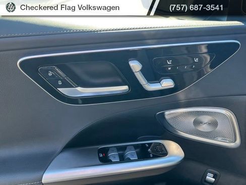 Used 2024 Mercedes-Benz C 300 4MATIC Sedan image 17