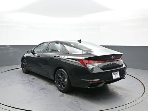 Certified 2023 Hyundai Elantra SEL w/ Cargo Package image 8