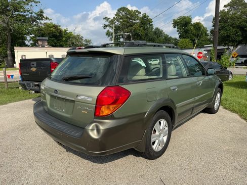 Used 2005 Subaru Outback 2.5i Limited AWD/4WD image 3