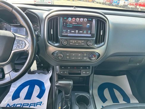 Used 2018 Chevrolet Colorado Z71 image 24
