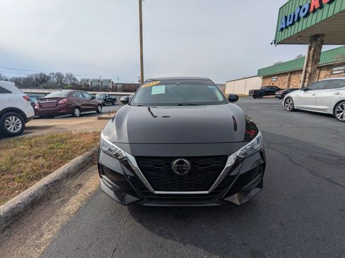Used 2021 Nissan Sentra SV image 2