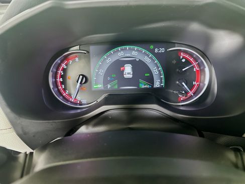 Used 2023 Toyota RAV4 XLE w/ Convenience Package FWD image 19