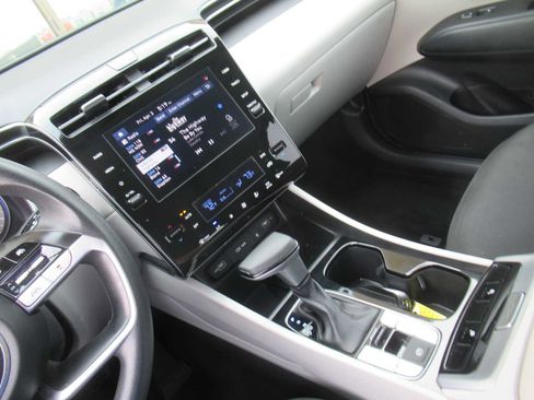 Used 2024 Hyundai Tucson SEL image 32