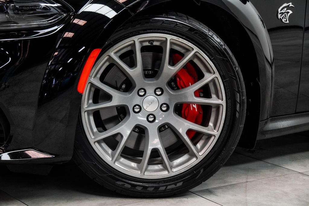 Used 2023 Dodge Charger SRT Hellcat w/ Harman/Kardon Audio Group RWD image 5