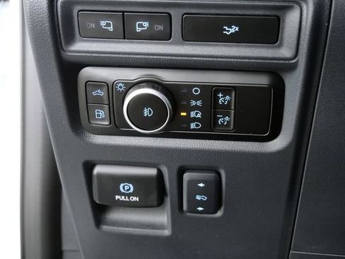 Certified 2024 Ford F150 Lariat AWD/4WD image 27