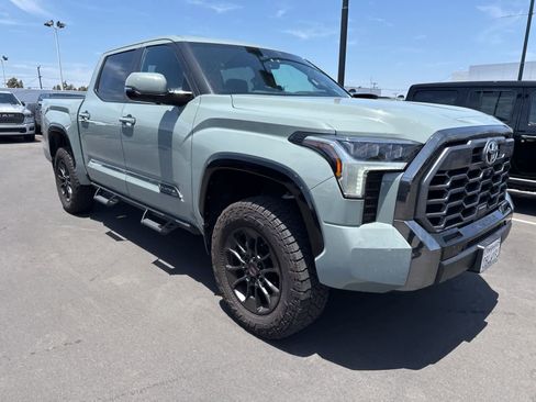 Used 2025 Toyota Tundra Platinum w/ TRD Off-Road Package AWD/4WD image 8