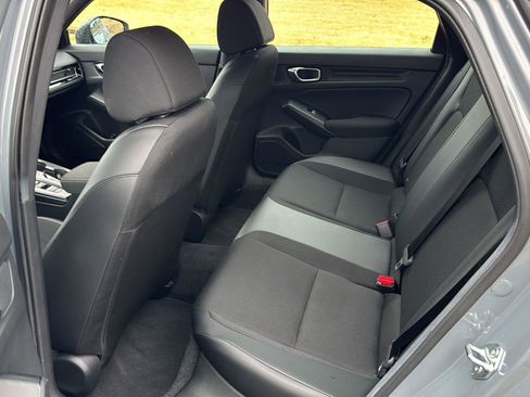 Used 2025 Honda Civic Sport image 9