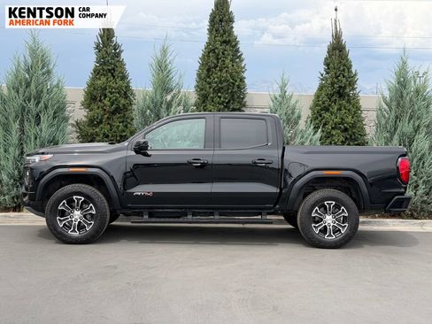 Used 2024 GMC Canyon AT4 w/ AT4 Premium Package AWD/4WD image 3