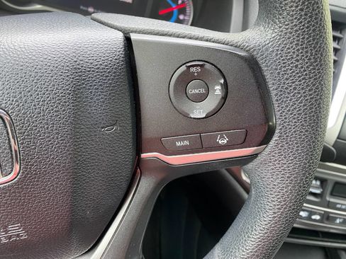 Used 2019 Honda Pilot LX image 26