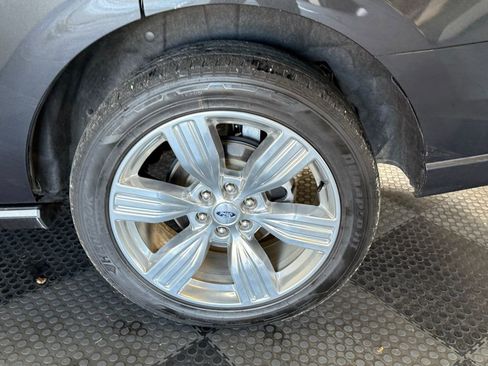 Certified 2023 Ford Expedition Platinum image 19